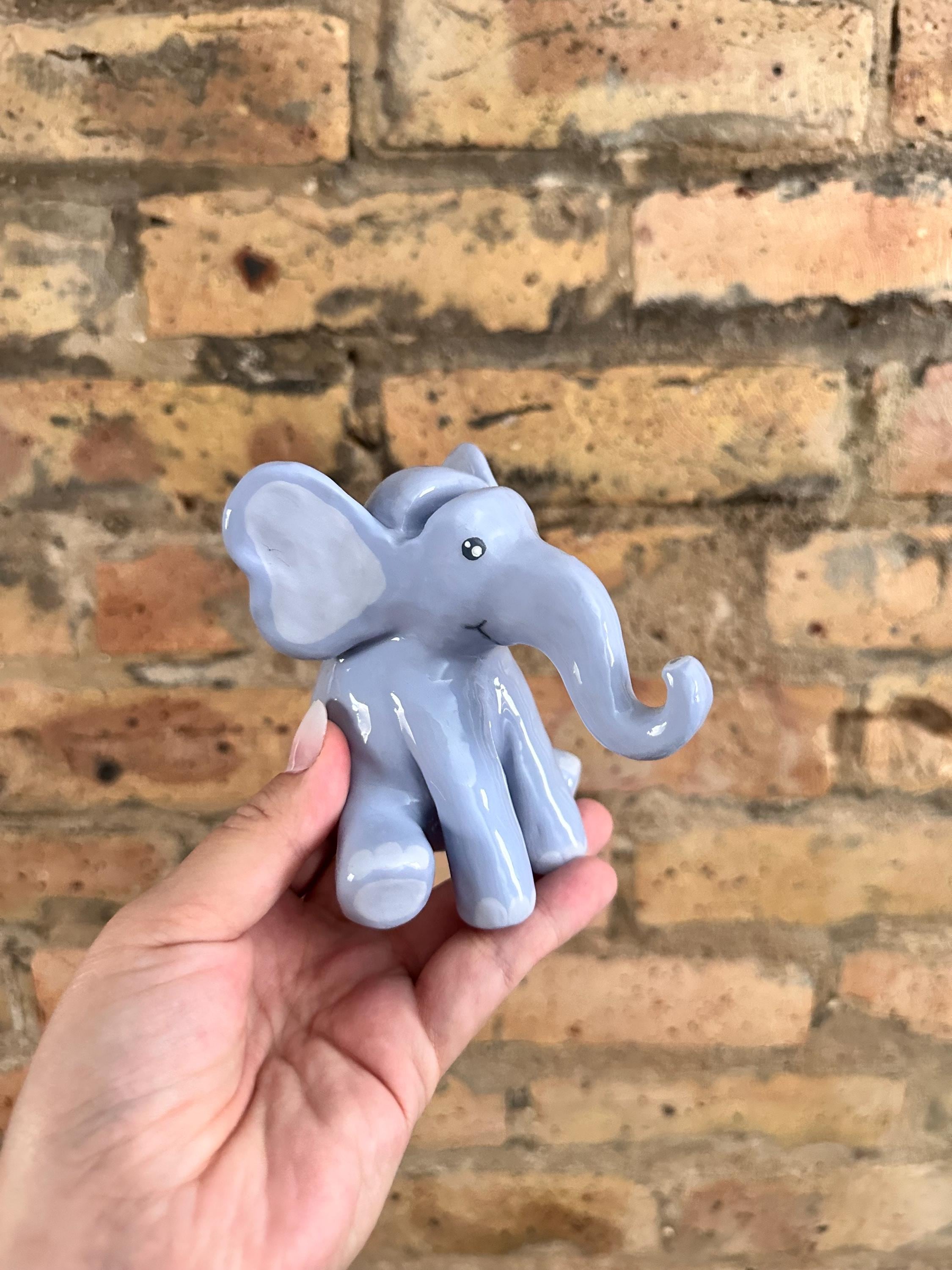 Elephant Glasses Holder