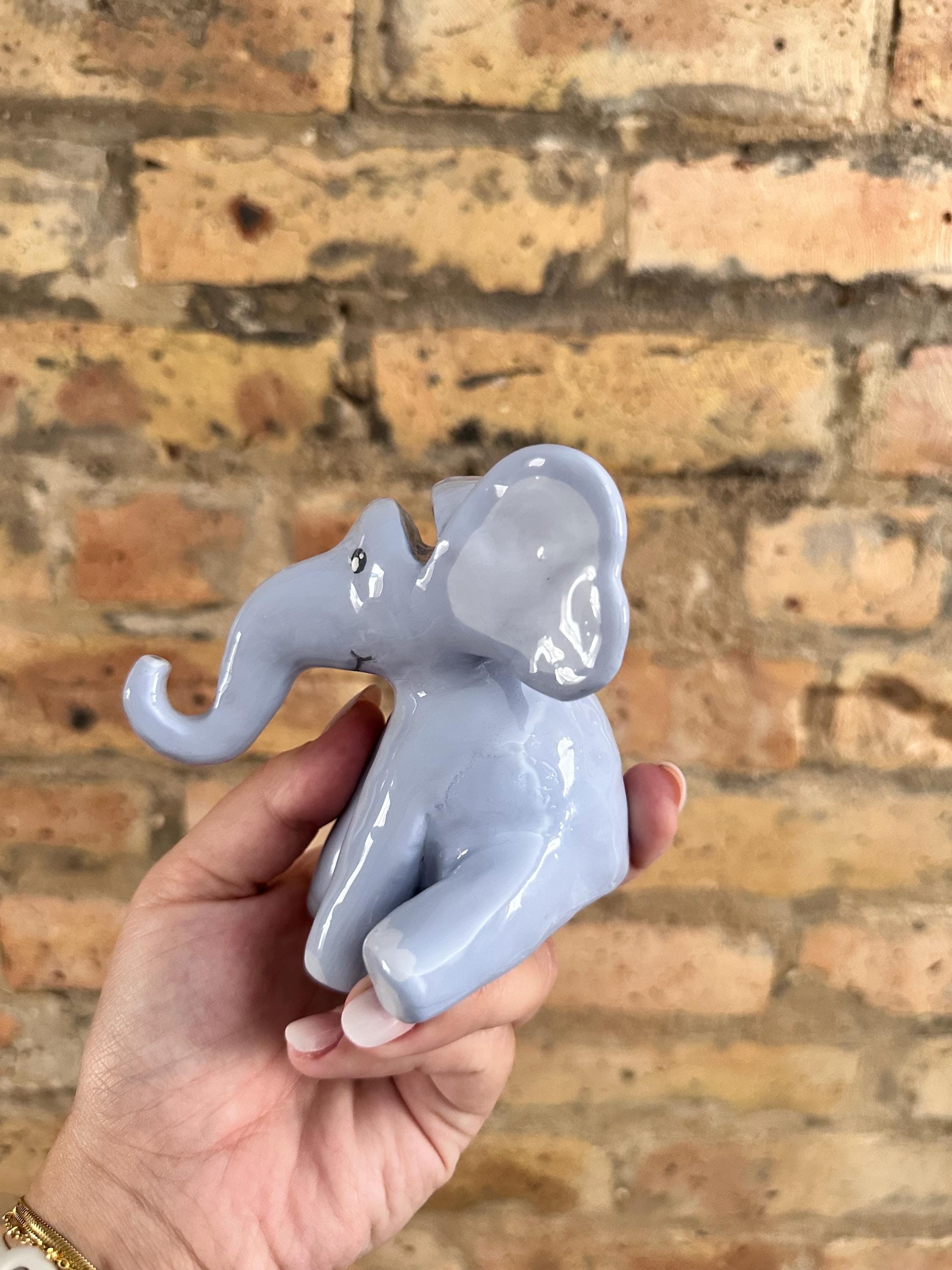 Elephant Glasses Holder