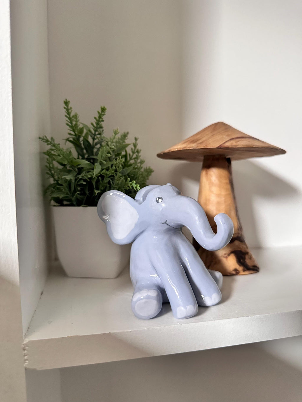 Elephant Glasses Holder